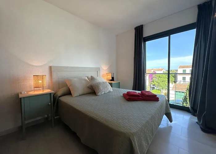 Semesterbostad Marina 24 By Som Menorca