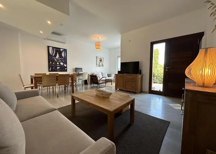 Marina 24 By Som Menorca Semesterbostad *